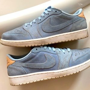 Air Jordan 1 low top baby blue